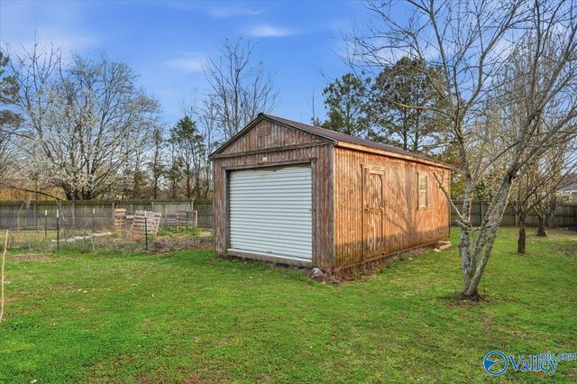 182 Bonaire Drive, Huntsville, AL 35811