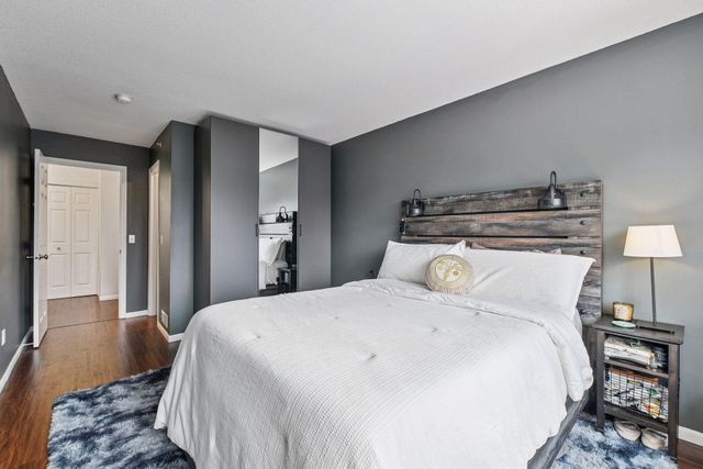 642 Willoughby Way W, Minnetonka, MN 55305