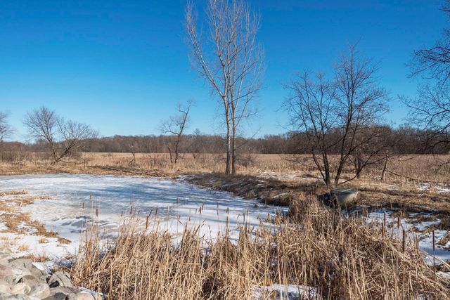 642 Willoughby Way W, Minnetonka, MN 55305