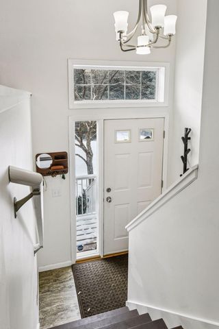 642 Willoughby Way W, Minnetonka, MN 55305