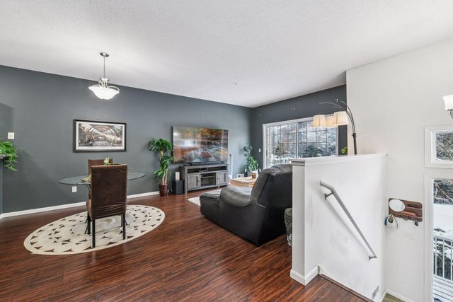 642 Willoughby Way W, Minnetonka, MN 55305