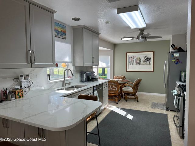 9225 Private Lane, Palm Bay, FL 32909