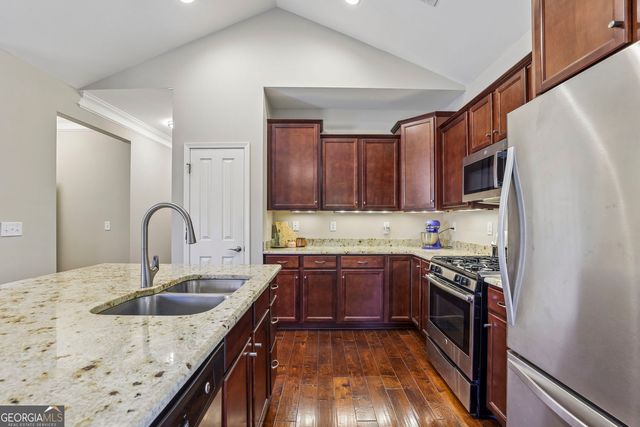 183 Gold Cove Lane, Johns Creek, GA 30097