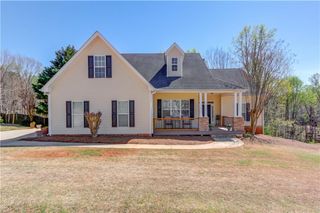 231 STATION Drive, Pendergrass, GA 30567