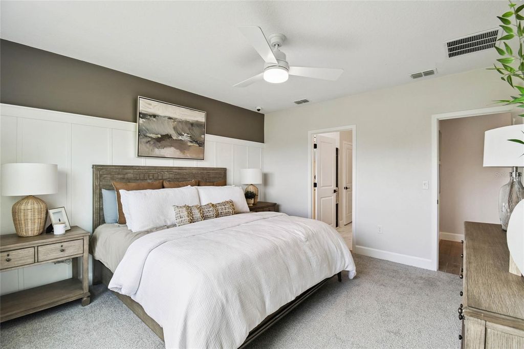 Image 5 of property listing at 3617 SW 153RD PLACE ROAD 6, Ocala, FL 34473