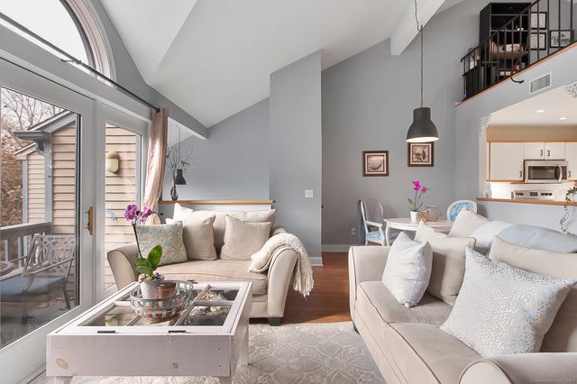 15 Perry Avenue 10A, Norwalk, CT 06850