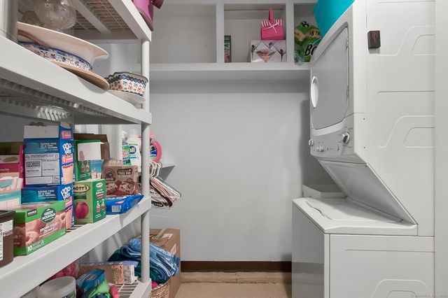 15 Perry Avenue 10A, Norwalk, CT 06850