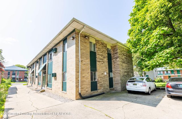 906 E Shiawassee Street, Lansing, MI 48912