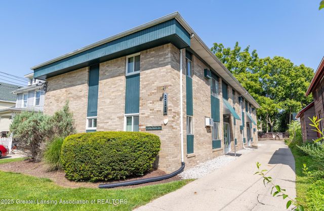 906 E Shiawassee Street, Lansing, MI 48912