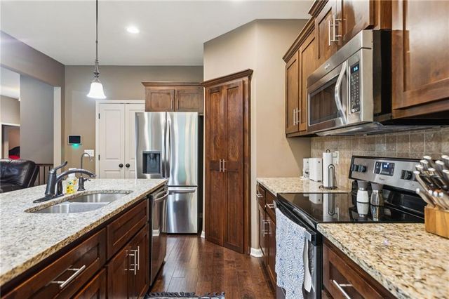 5403 N 101st Terrace, Kansas City, KS 66109