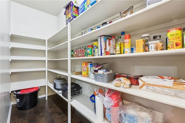 5403 N 101st Terrace, Kansas City, KS 66109