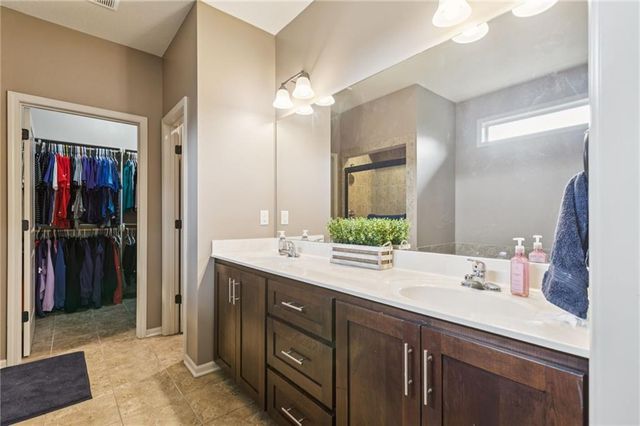 5403 N 101st Terrace, Kansas City, KS 66109