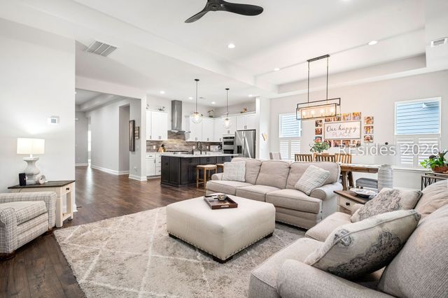 131 Foxbriar Ct, Hardeeville, SC 29927