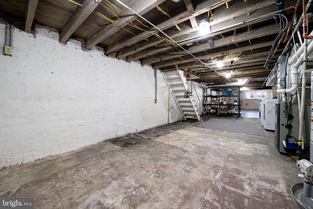4119 FALLS RD, Baltimore, MD 21211