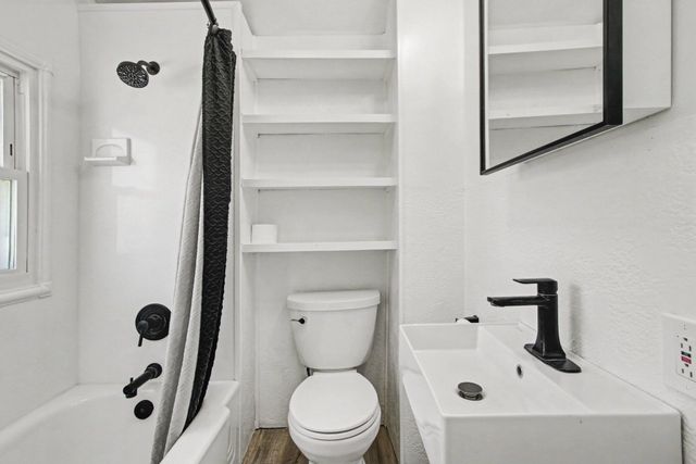 7905 Marshall Street, Merrillville, IN 46410