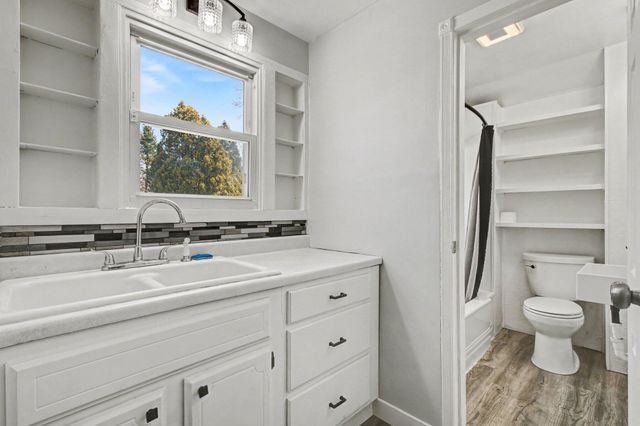 7905 Marshall Street, Merrillville, IN 46410