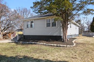 7905 Marshall Street, Merrillville, IN 46410