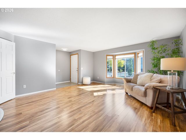 21181 Sw HOUSTON Dr, Sherwood, OR 97140