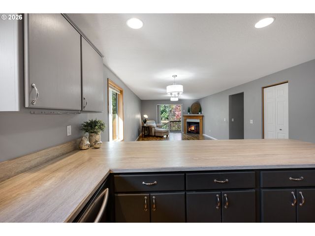 21181 Sw HOUSTON Dr, Sherwood, OR 97140