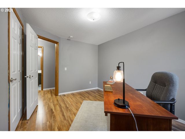 21181 Sw HOUSTON Dr, Sherwood, OR 97140