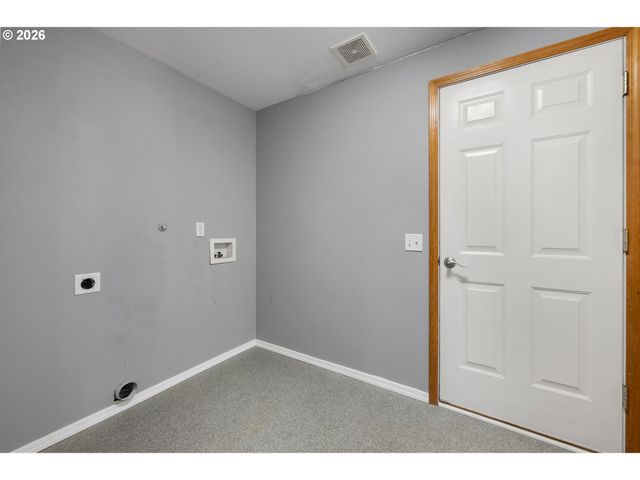 21181 Sw HOUSTON Dr, Sherwood, OR 97140