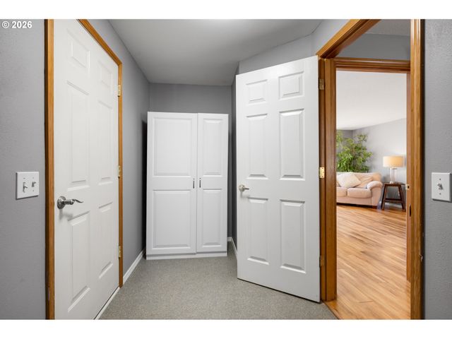 21181 Sw HOUSTON Dr, Sherwood, OR 97140