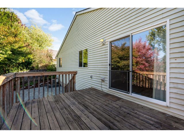 21181 Sw HOUSTON Dr, Sherwood, OR 97140