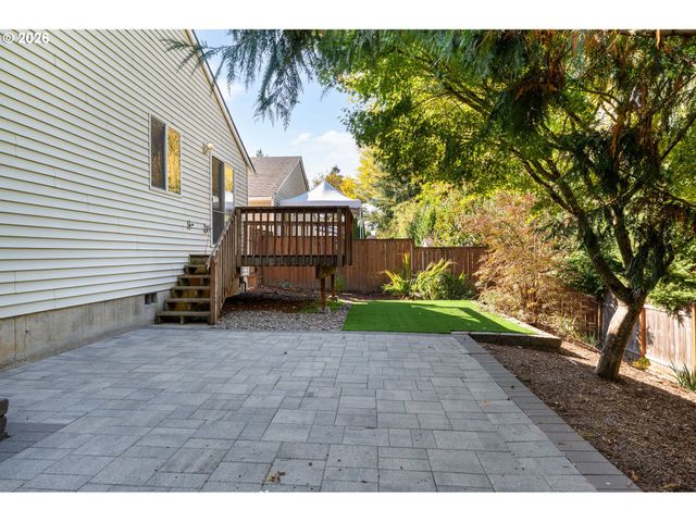 21181 Sw HOUSTON Dr, Sherwood, OR 97140