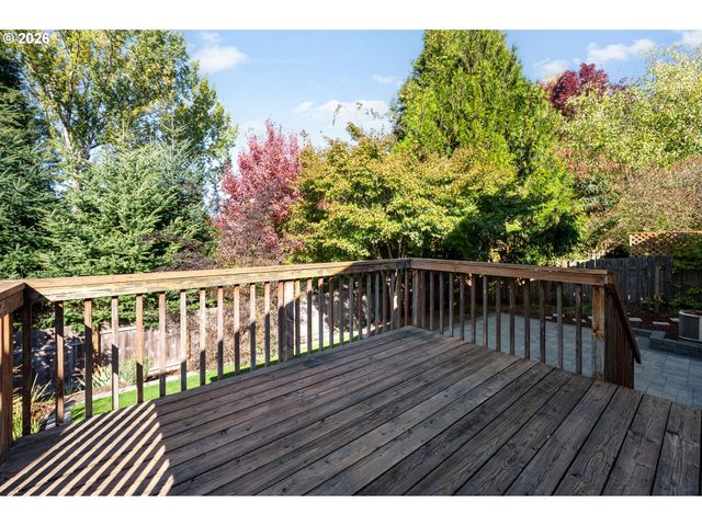 21181 Sw HOUSTON Dr, Sherwood, OR 97140