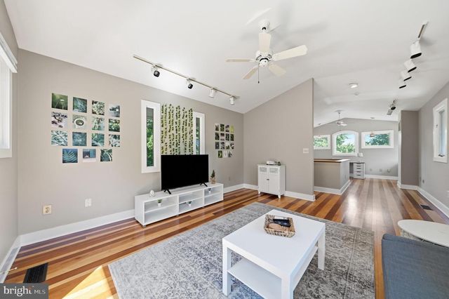 6303 WINPENNY DR, Frederick, MD 21702