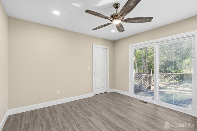 1432 Weeping Willow Court, Toms River, NJ 08753