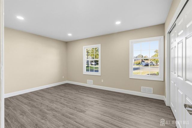 1432 Weeping Willow Court, Toms River, NJ 08753