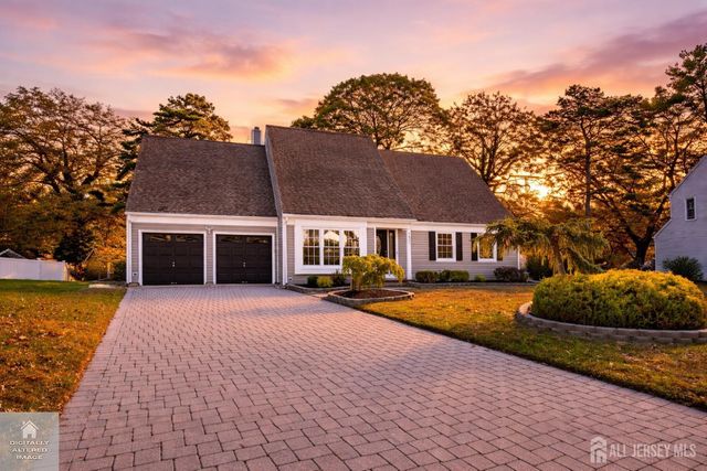 1432 Weeping Willow Court, Toms River, NJ 08753