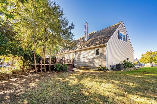 1432 Weeping Willow Court, Toms River, NJ 08753