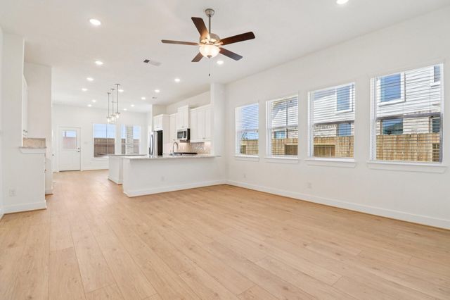 13339 Valley Orchard, Tomball, TX 77375