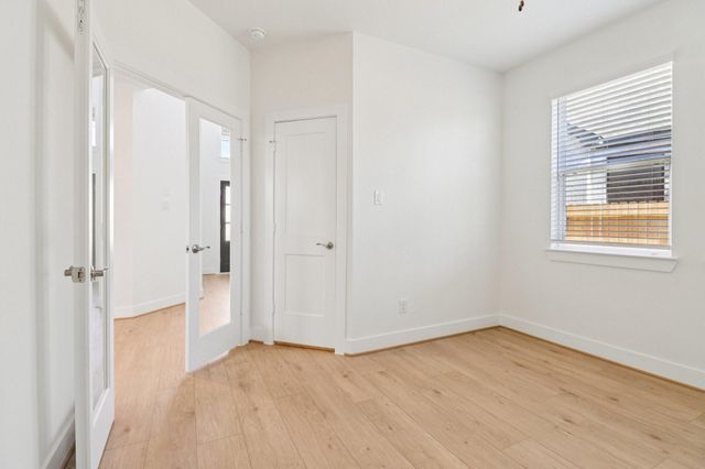 13339 Valley Orchard, Tomball, TX 77375