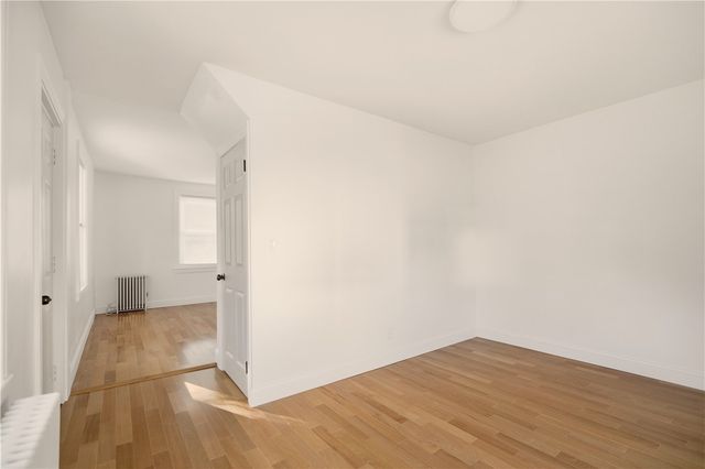 292 Sowams Road, Barrington, RI 02806