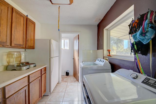 1213 Gabaldon Road, Belen, NM 87002