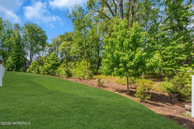 107 Arose Lane, Middletown, NJ 07748