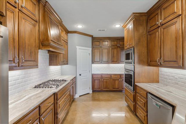 2689 VZ County Road 2511, Canton, TX 75103