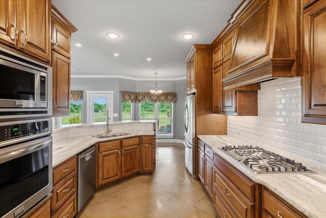 2689 VZ County Road 2511, Canton, TX 75103