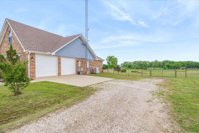 2689 VZ County Road 2511, Canton, TX 75103