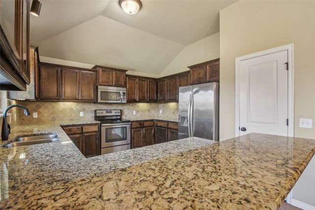 3913 Caraway Lane, Norman, OK 73026