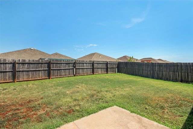 3913 Caraway Lane, Norman, OK 73026