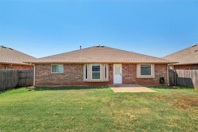 3913 Caraway Lane, Norman, OK 73026