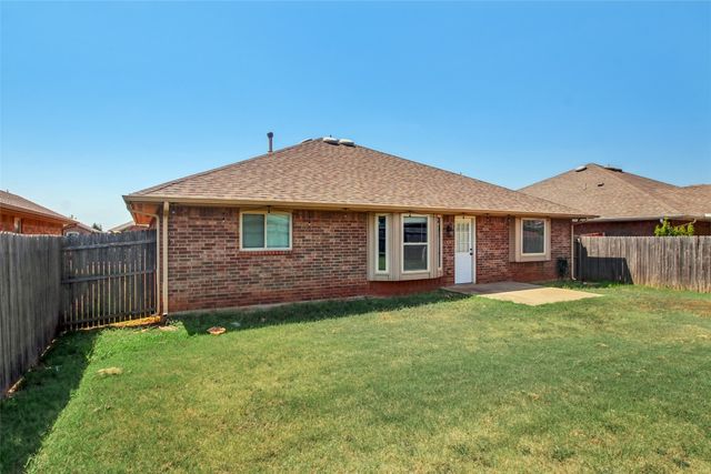 3913 Caraway Lane, Norman, OK 73026