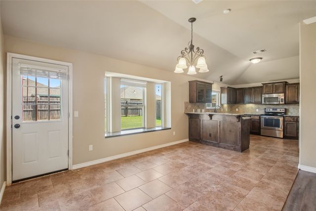 3913 Caraway Lane, Norman, OK 73026