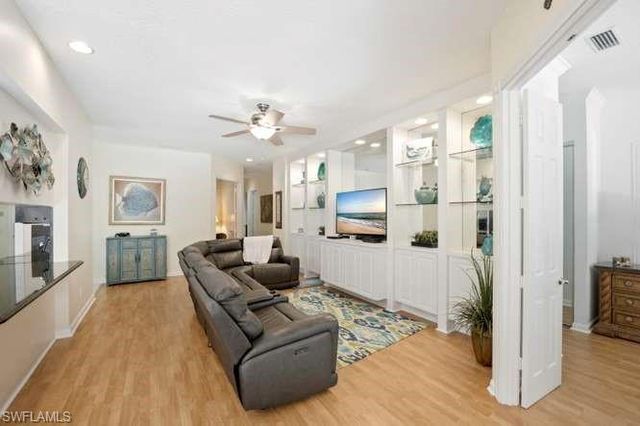 6000 Via Bella CT, Naples, FL 34109