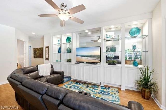 6000 Via Bella CT, Naples, FL 34109