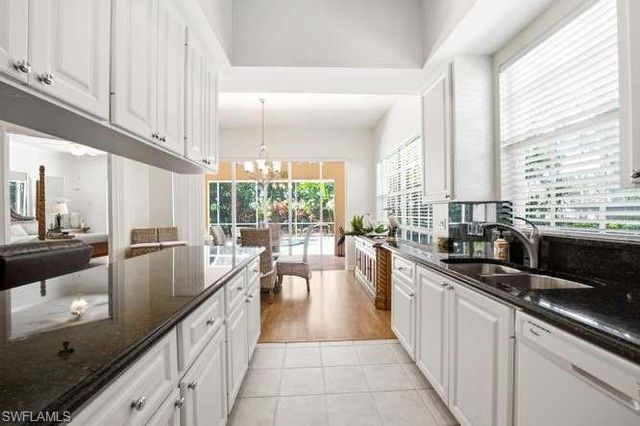 6000 Via Bella CT, Naples, FL 34109